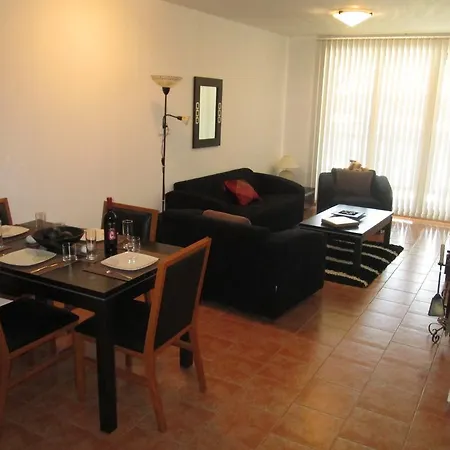 Old Inn Alexander Services Private Apartments Апартаменти