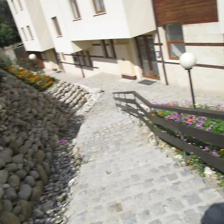 Old Inn Alexander Services Private Apartments Апартаменти